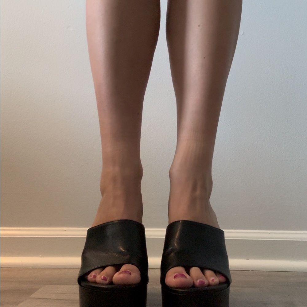 Platform Block Heel - image 2